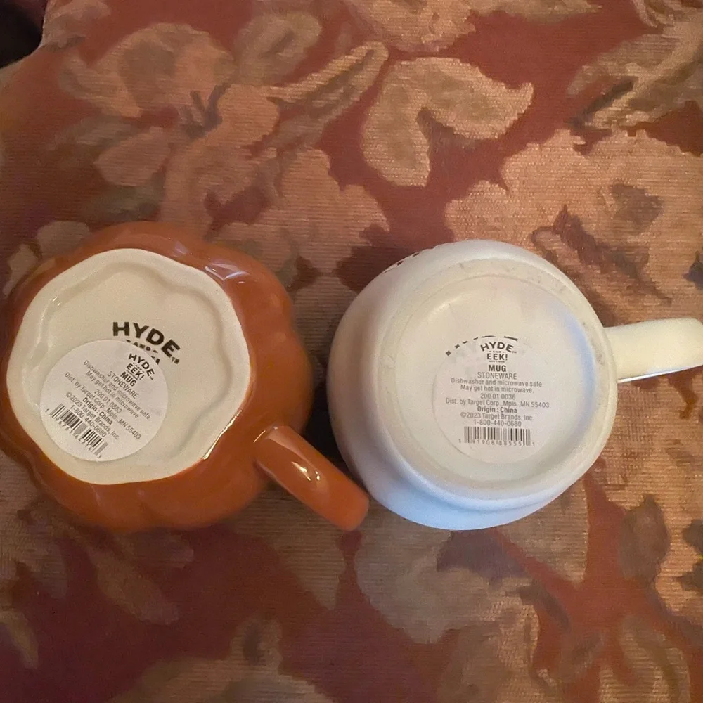 Target Halloween coffee mugs